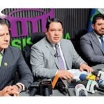 ¿Qué rol cumplía Fiscalía paceña en Clan Mariaca?; Nuevos fiscales de distrito para la “limpieza”; Empate técnico entre Bolsonaro y Lula; Tuto despide a Tuto con emotivo mensaje; Comienzan refacciones en cementerios del país