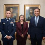 Ernesto Justiniano y la encargada de Negocios de Estados Unidos abordan la cooperación en defensa y seguridad 
